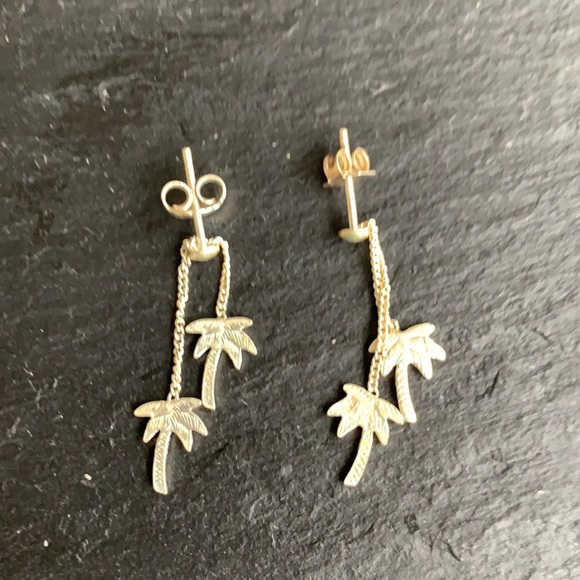 Jewelry - Silver palm tree earrings